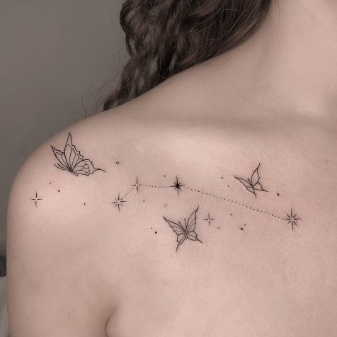 Татуировка в стиле тату графика созвездие